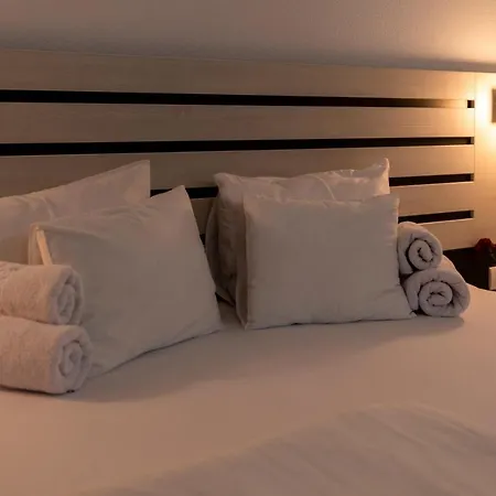 호텔 Garni 11tica Dm 노비사드