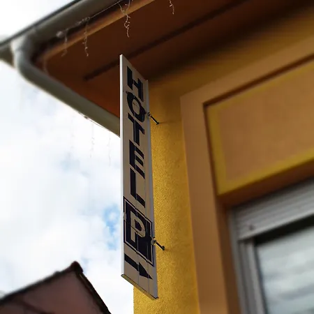 Garni 11tica Dm 호텔