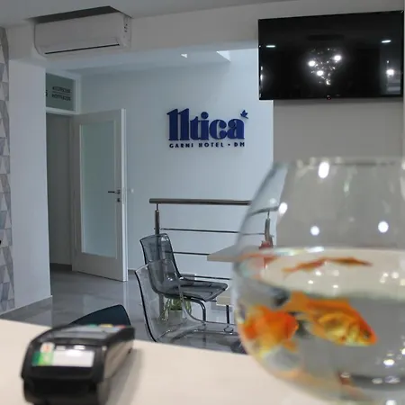 Garni 11tica Dm Hotel